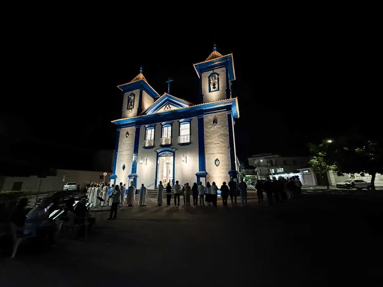 Catedral de Santo Antônio é reaberta após restauração e marca os 71 anos da Diocese de Sete Lagoas