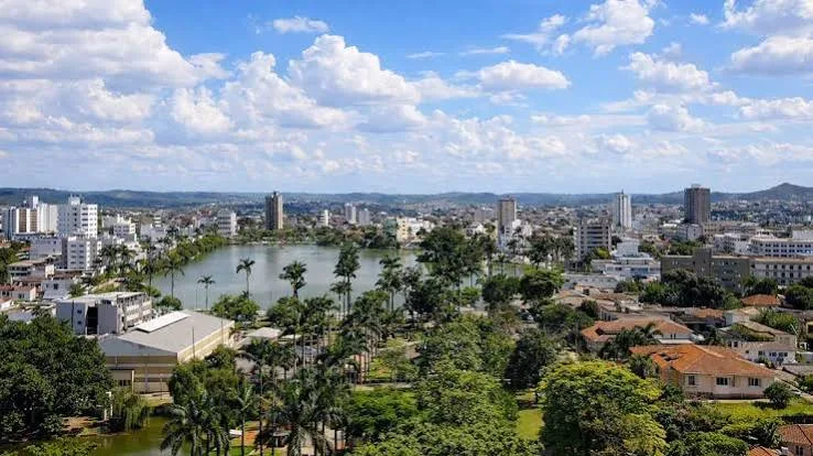 Tempo firme e tarde agradável marcam esta segunda-feira (3) em Sete Lagoas