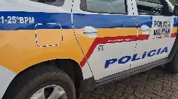 Adolescente de 14 anos é apreendido com drogas e simulacro de arma de fogo em Sete Lagoas