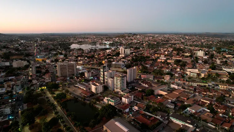 Novo decreto atualiza cadastro de empresas e regras tributárias em Sete Lagoas
