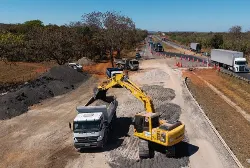BR-040 recebe obras de manutenção nesta semana; Via Cristais pede atenção redobrada dos motoristas