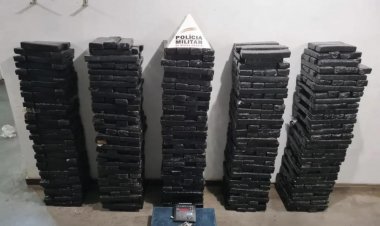 Homens que transportavam 645 barras de maconha são presos em BH