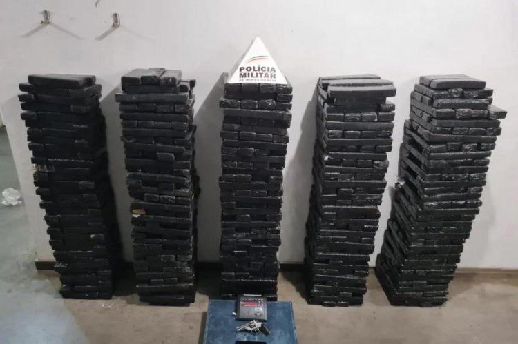 Homens que transportavam 645 barras de maconha são presos em BH