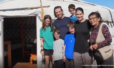 Pais promovem volta ao mundo após descobrir que os filhos ficarão cegos por doença rara