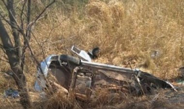 Batida entre carro e caminhão deixa um morto e cinco feridos na BR-251, em MG