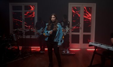 Em nova fase, Thaiane Seghetto apresenta “Incendeia”