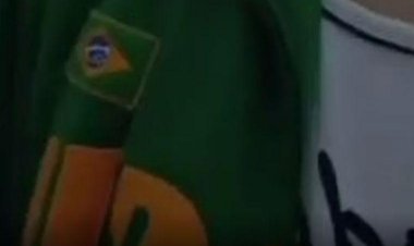 Aluno vai com agasalho da seleção brasileira para escola e direção manda voltar para casa, em MG