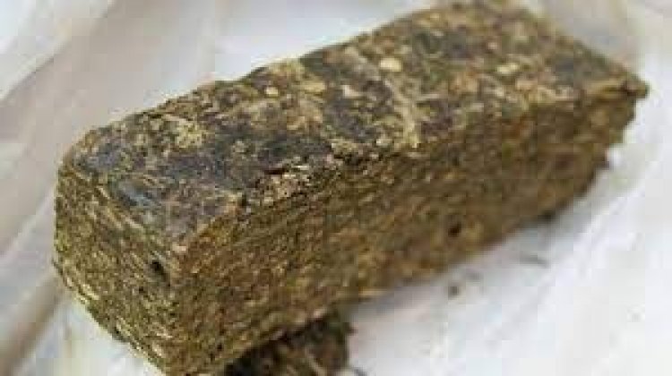 Homem é preso com barra de meio quilo de maconha e 4 pedras de crack, em Sete Lagoas