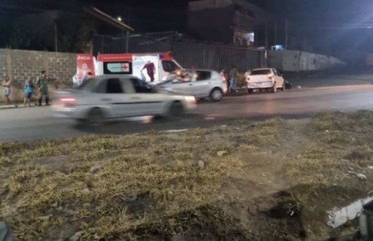 Acidente entre moto e carro deixa pelo menos um ferido, na MG-424 em Matozinhos