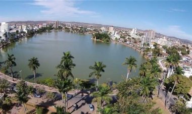 Após polêmica envolvendo reeleição de Bolsonaro, empresas de Sete Lagoas recuam e não haverá mais feriado no dia 31 de outubro