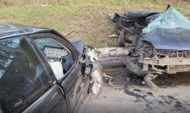 Motorista de 22 anos morre presa às ferragens em rodovia mineira; uma pessoa ficou ferida