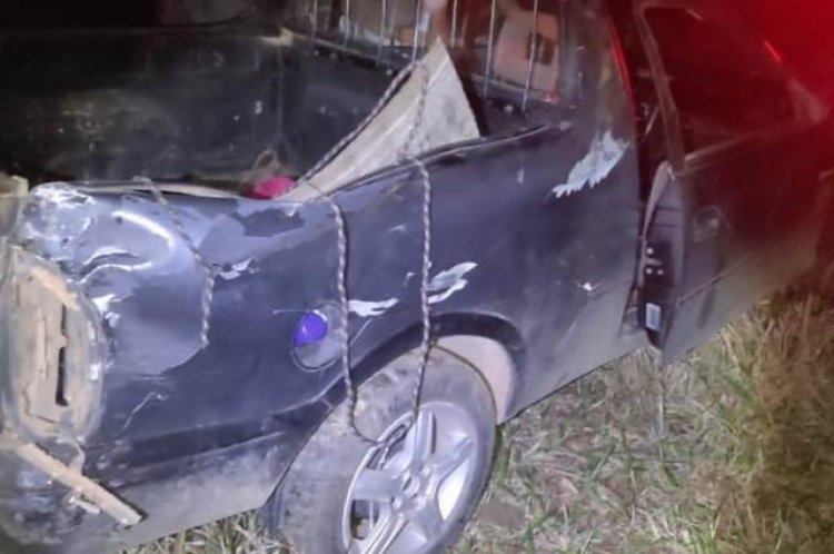 Capotamento deixa motorista e passageira feridos em Funilândia