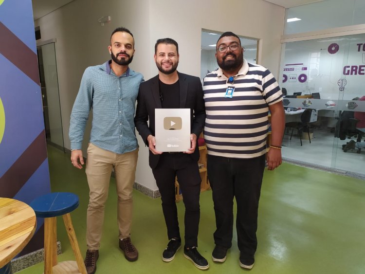 Veja: "Necroreportagem": canal ganha fama ao abordar temas funerários