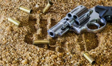 Jovem é assassinado a tiros em estacionamento de prédio de Contagem