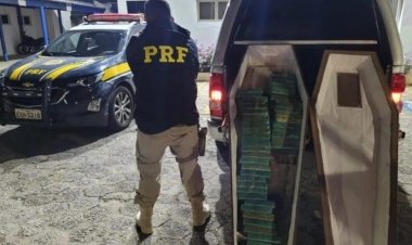 Carro funerário é apreendido com 50 kg de crack em caixão na Fernão Dias; veículo seguia para BH