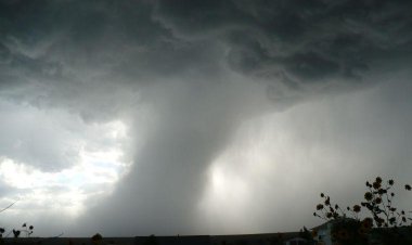 Defesa Civil emite alerta com possibilidade de tornado em Contagem