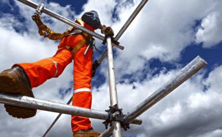 Empresa oferece vaga de emprego para Montador de Andaime