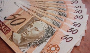 Irregularidades no 13º salário podem gerar multas e ações na justiça