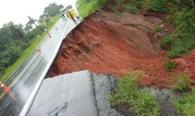 Rodovias mineiras têm vários pontos de interdições devido às chuvas