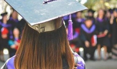 Justiça condena instituição de ensino em danos morais por demora na entrega de diploma