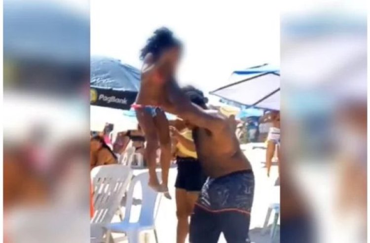 Cenas fortes: pai é flagrado espancando filhas em praia de Salvador