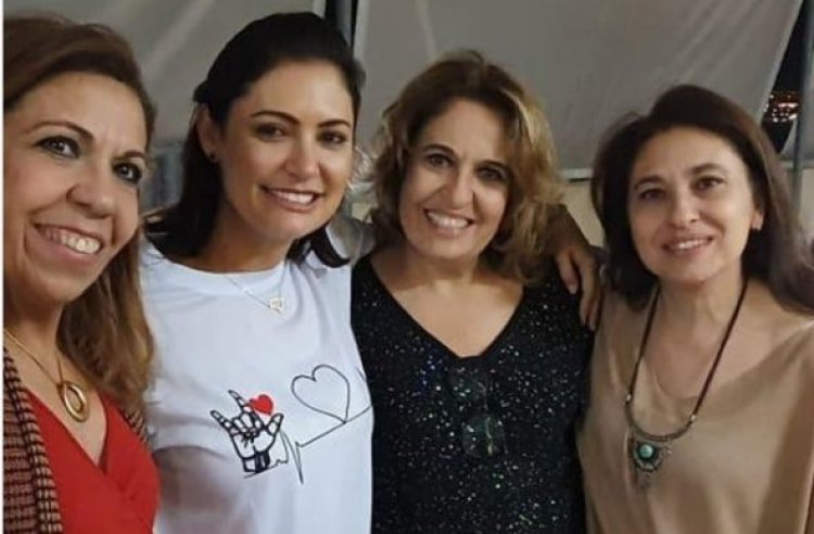 Governo Lula derruba sigilo de 100 anos sobre 565 visitas que Michelle Bolsonaro recebeu