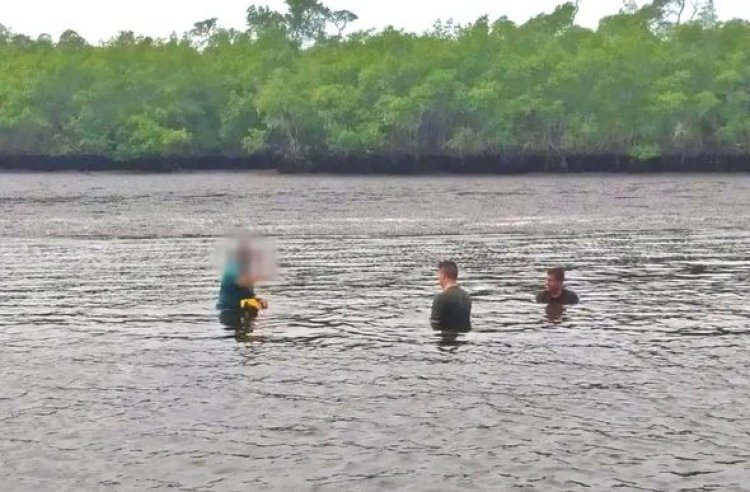 Mãe em surto é impedida de jogar carro no mar e de matar os filhos afogados no litoral