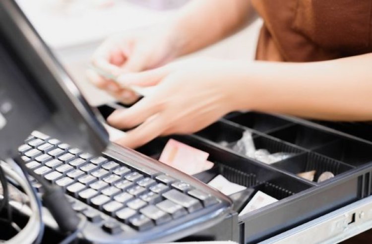 Vaga de emprego para Operador de Caixa é divulgada em Sete Lagoas