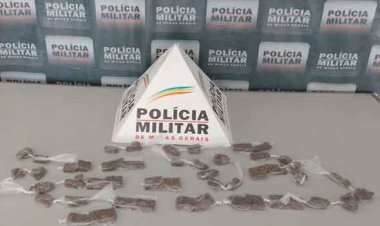 Menor é flagrado escondendo buchas de maconha em imóvel no Tamanduá