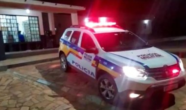 Homem mata o pai e o irmão a machadadas e é preso pela Polícia Militar em Minas