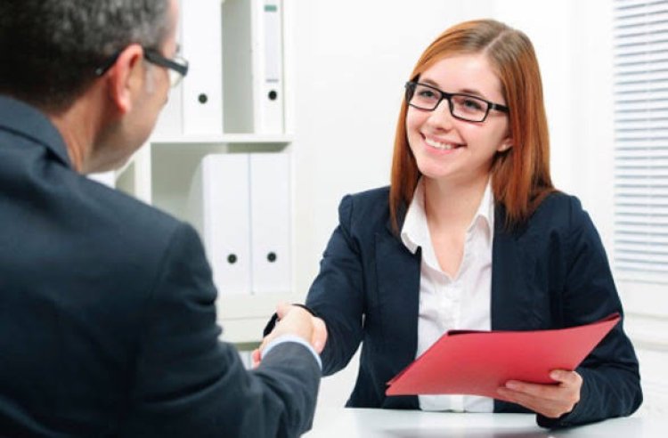 Vaga de emprego com contratação temporária para Auxiliar de Recursos Humanos é divulgada em Sete Lagoas