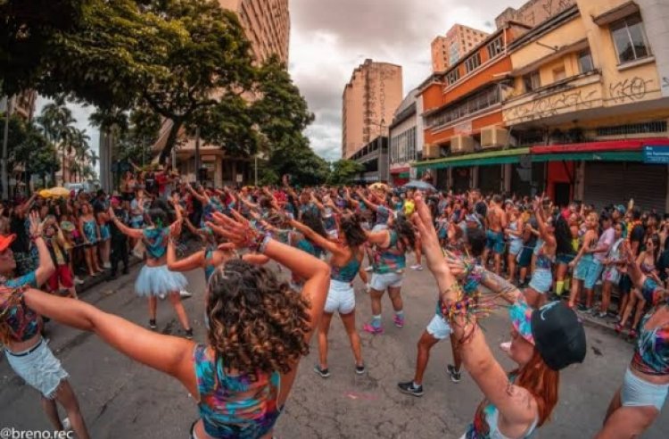 Carnaval BH 2023: receba a programação em tempo real no WhatsApp
