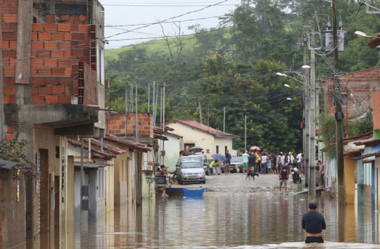 Carnaval em MG terá pancadas de chuva e tempo instável; veja previsão