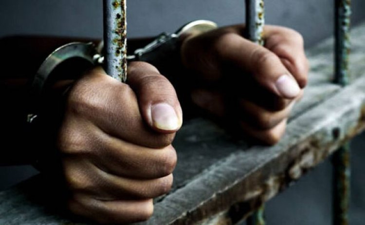 Homem é preso suspeito de estuprar a filha de 13 anos; abusos aconteciam há tempos