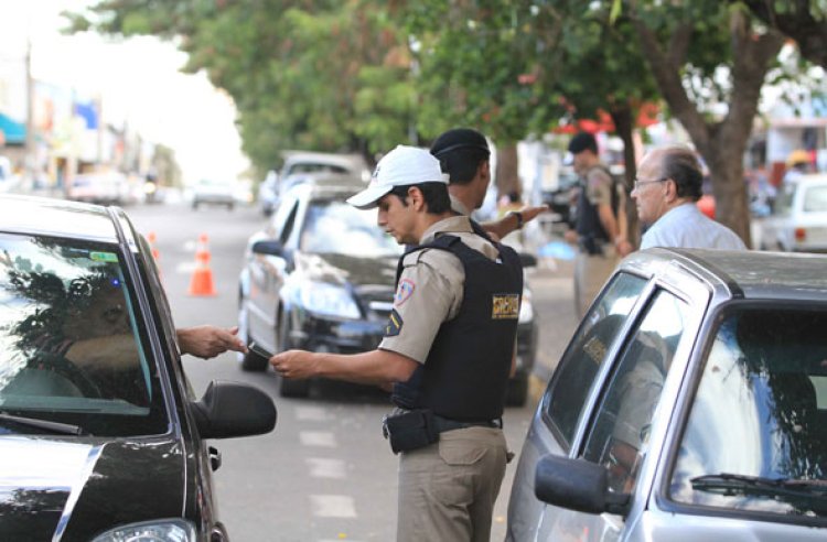 Motorista embriagado é preso em flagrante durante blitz da PM em Sete Lagoas