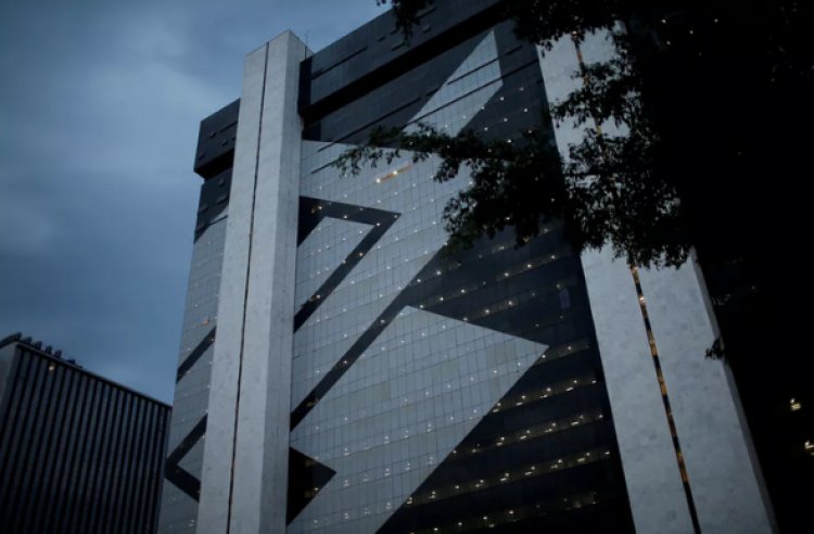Inscrições para concurso do Banco do Brasil terminam nesta sexta-feira