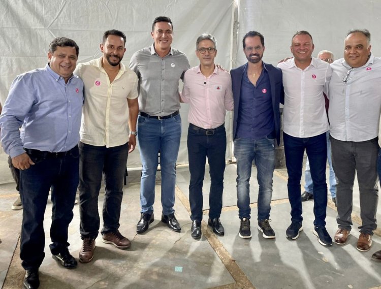 Deputado Douglas Melo acompanha Governador Romeu Zema em anúncio de início da obra de pavimentação da rodovia MG-060, entre Papagaios e Pompéu