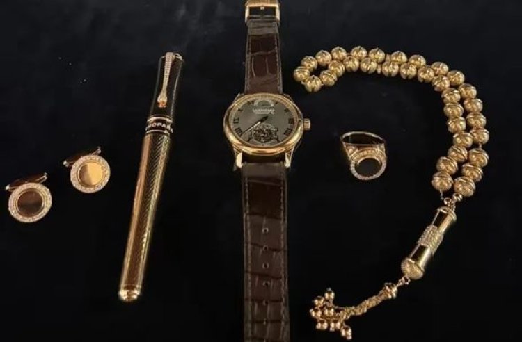 Processo com a Receita: advogados de Bolsonaro devolvem em Brasília conjunto de joias sauditas