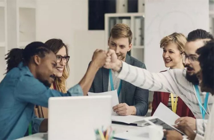 Adaptando-se às mudanças no mercado de trabalho: Habilidades essenciais para profissionais em constante evolução