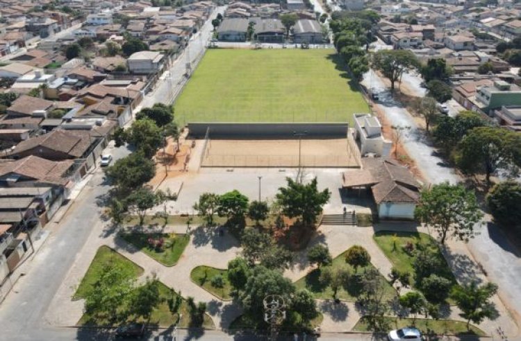 Prefeitura prepara grande festa para inaugurar campo e praça no Montreal nesta sexta-feira