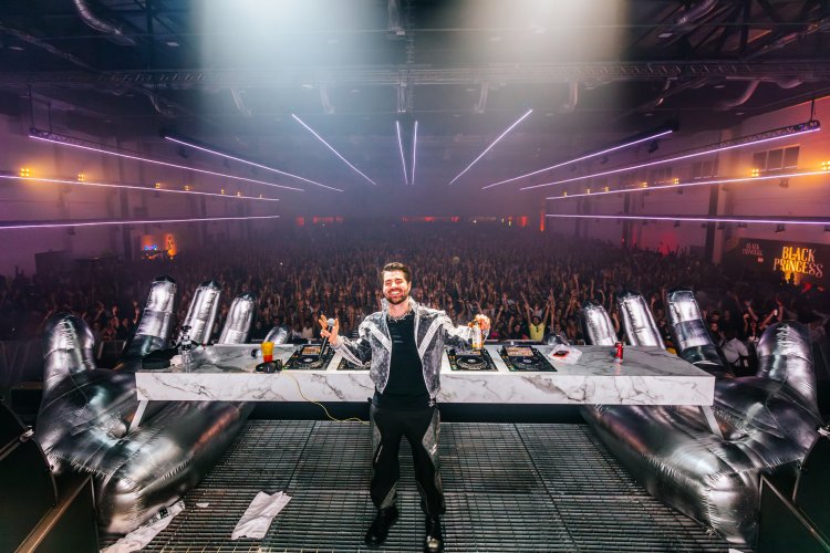 Após promover show de lasers no céu da RMBH, Alok realiza edição da "Infinite Experience" neste sábado no Star415