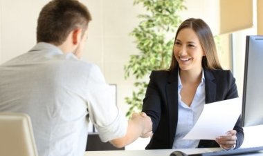 Vaga de emprego para vendedor é divulgada em Sete Lagoas