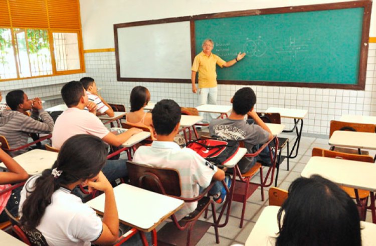 Sindicato convoca paralisação na educação estadual de Minas Gerais por aumento de salário