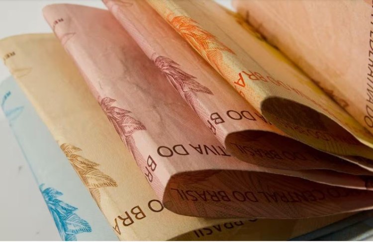 Programa de renegociação de dívidas do governo federal "Desenrola Brasil", começa na segunda-feira (17);