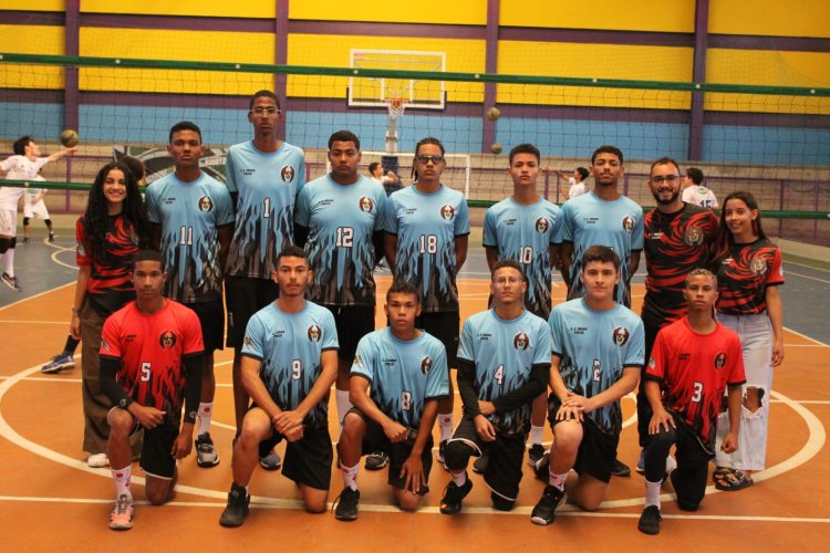 Equipe do Instituto do Tio João garante medalha de bronze na 2º Copa Ceva de Vôlei em Contagem.