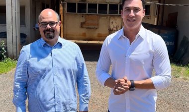 Projetos finais para reinício das obras do Hospital Regional são apresentados ao vice-governador Mateus Simões e deputado Douglas Melo