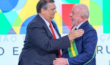 Lula chama Flávio Dino para reunião, com expectativa de indicação para o STF