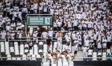 Sob tensão, Santos escolhe presidente em pleito com cinco candidatos