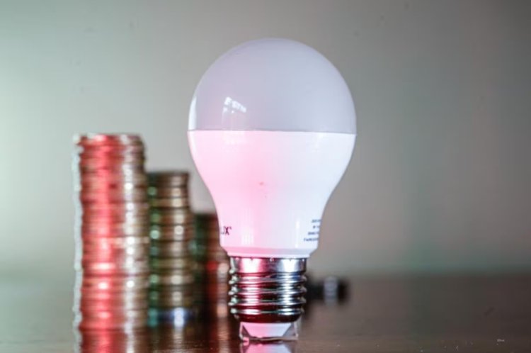 Governo prepara MP que pode aumentar a conta de luz; entenda