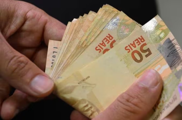 Refresco para o bolso: 13º precisa ser pago até 20 de dezembro